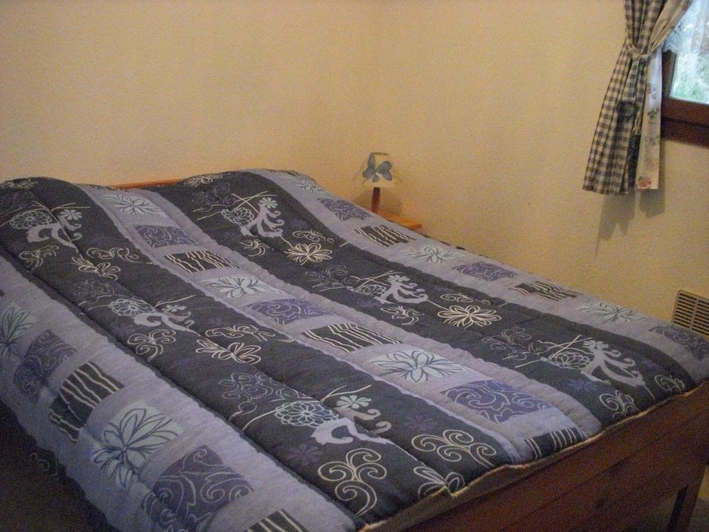 Camping De La Pelouse Jaulny Room photo